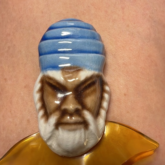 Elzac sultan lucite pottery pin - Picture 5 of 6